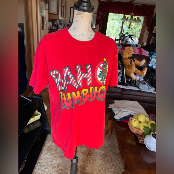 Vintage 90’s BAH HUMBUG Christmas graphic tee shirt. 🎄🎅 - Picture 7 of 16